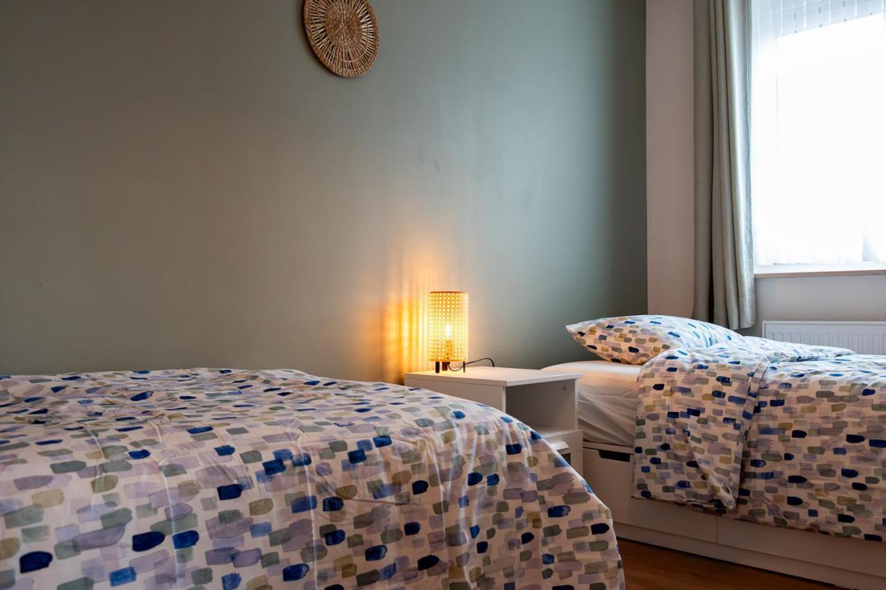 Chez Sabine Et Eric Maison Pour 6 Personnes Avec Piscine Chauffee Andenne エクステリア 写真